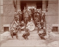 The school's marching band, c. 1903. The Waltham campus was colloquially known as Waverley. Courtesy of Harvard Art Museums/Fogg Museum, Transfer from the Carpenter Center.