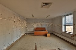 Photo © Bryan Parcival