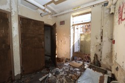 Photo © Bryan Parcival