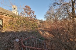 Photo © Bryan Parcival