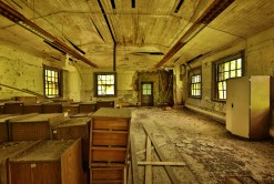 Photo © Bryan Parcival