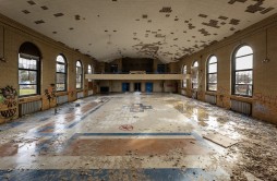 Photo © Bryan Parcival