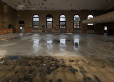 Photo © Bryan Parcival