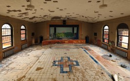 Photo © Bryan Parcival