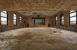 Photo © Bryan Parcival