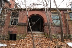 Photo © Bryan Parcival